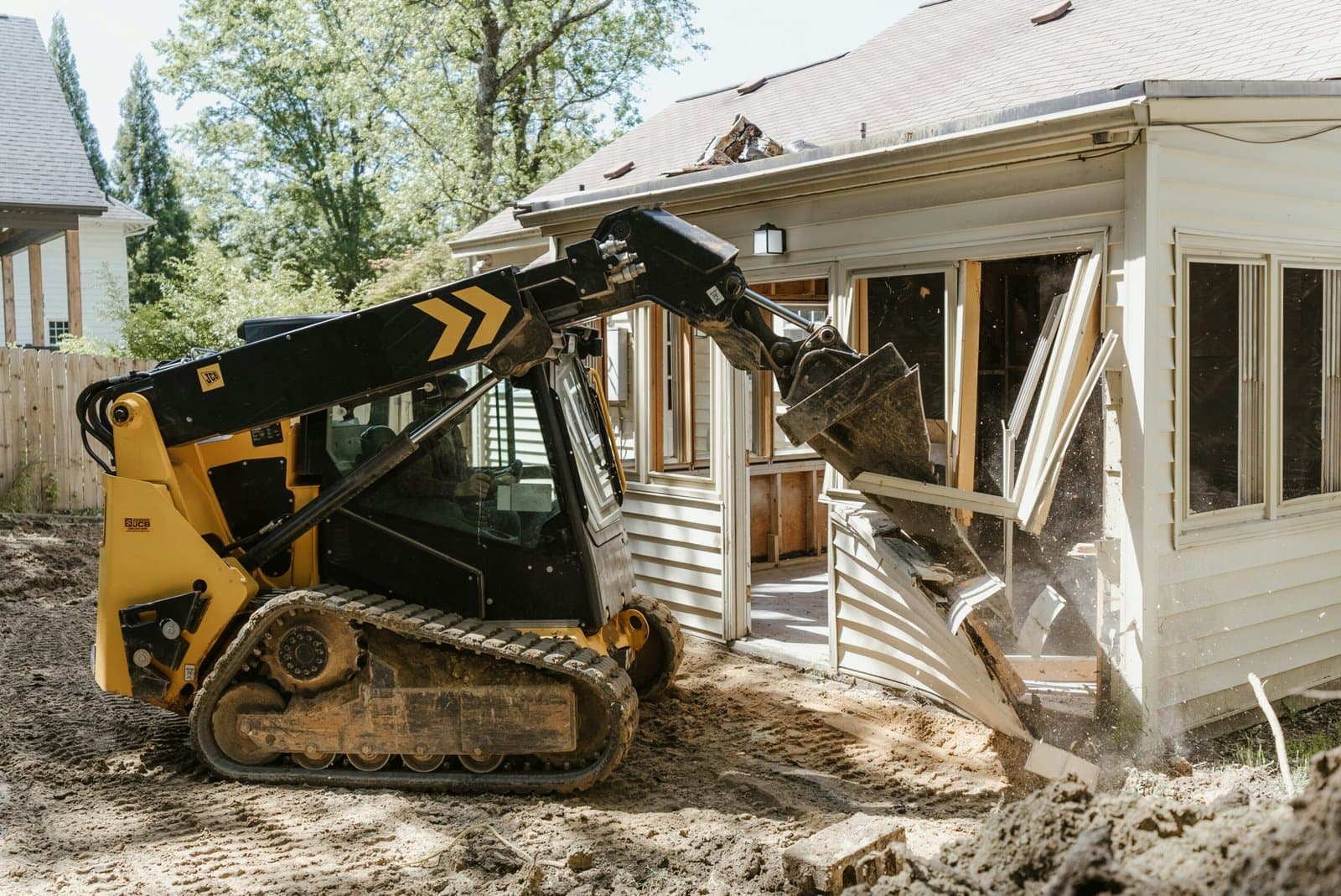 Room Additions vs. Home Extension: What’s the Difference?