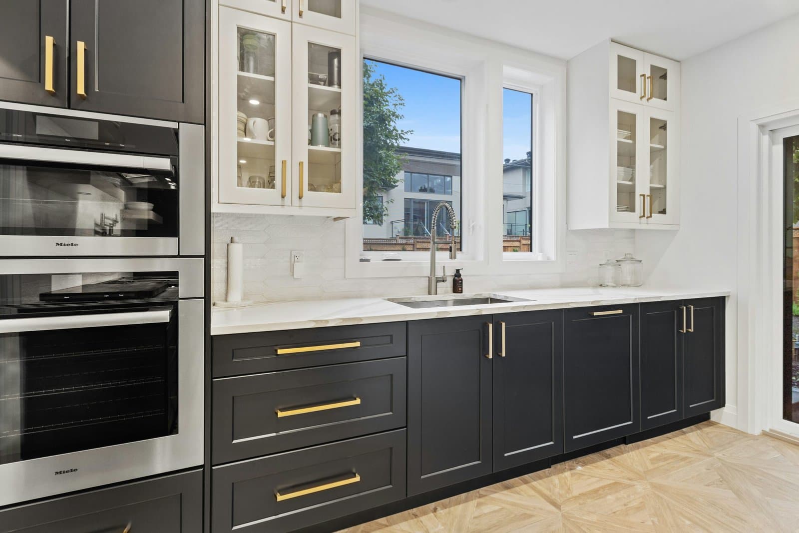 Custom Cabinetry in St. Louis: Custom vs. Store-Bought